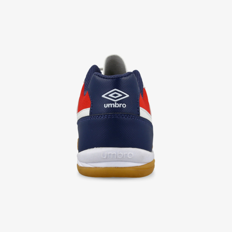 Umbro PIVOT IC 