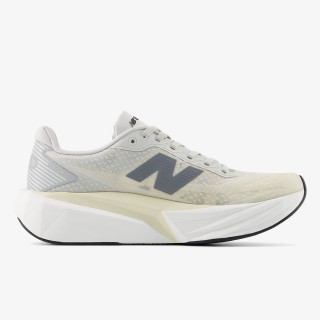 New Balance W FC REBEL 