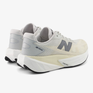 New Balance W FC REBEL 