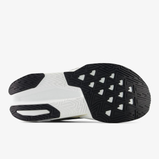 New Balance W FC REBEL 